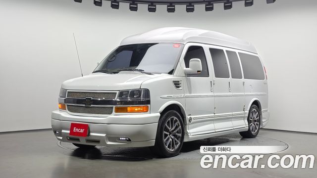 Chevrolet Express Van 5.3 AWD — пробег 107 345 км — фото 1 из 5