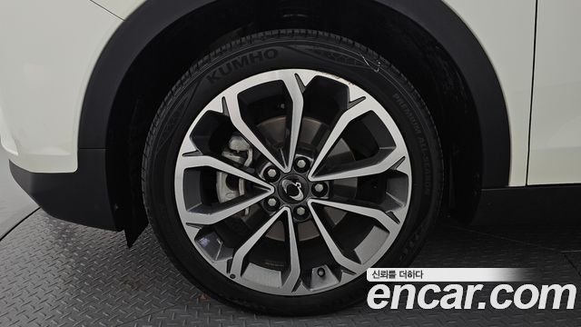 Ssangyong TIBOLI из Кореи Encar