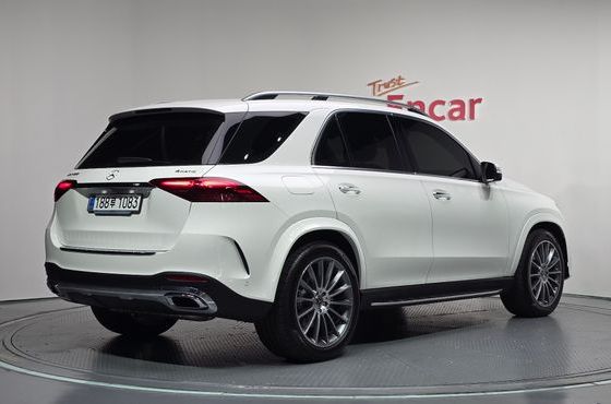 Mercedes-Benz GLE-Class GLE450 4MATIC — пробег 7 135 км — фото 2 из 5