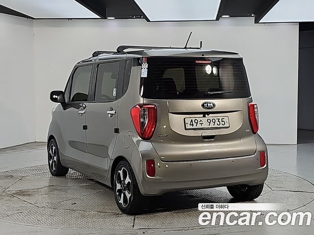 Kia RAY Turbo Prestige — пробег 182 000 км — фото 3 из 5