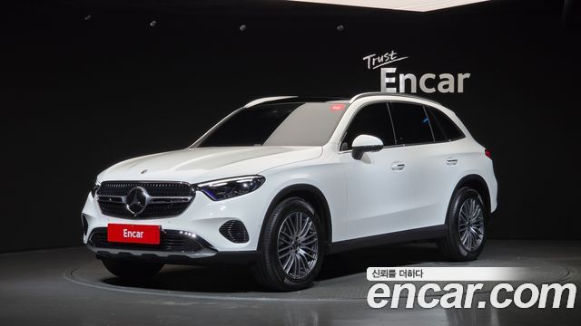 Mercedes-Benz GLC-Class GLC 300 4MATIC Avantgarde — пробег 4 326 км — фото 1 из 5