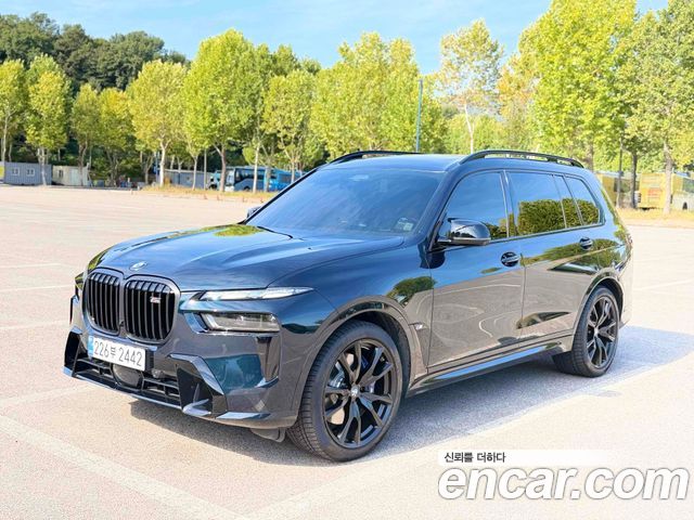 BMW X7 M60i xDrive First Edition 6STR — пробег 22 000 км — фото 1 из 5
