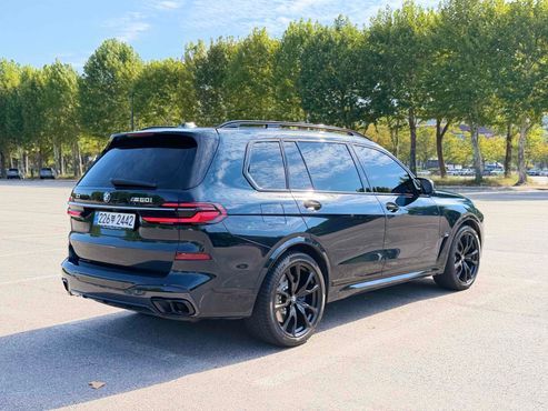 BMW X7 M60i xDrive First Edition 6STR — пробег 22 000 км — фото 2 из 5