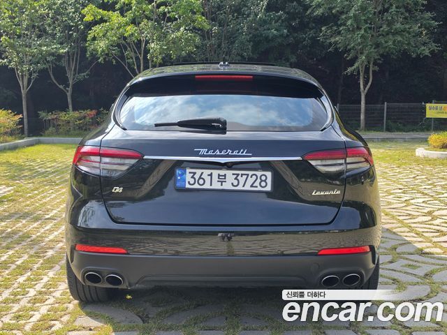 Maserati Levante 3.0 AWD — пробег 180 960 км — фото 1 из 5