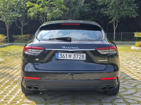 Maserati Levante 3.0 AWD — пробег 180 960 км — фото 1 из 5