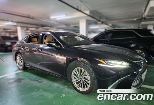 Lexus ES Executive — пробег 72 228 км — фото 3 из 5
