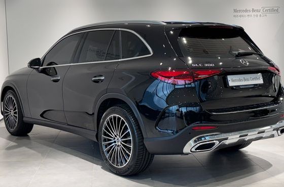 Mercedes-Benz GLC-Class GLC300 4MATIC AMG Line — пробег 3 402 км — фото 3 из 5