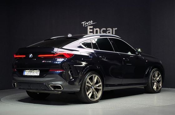 BMW X6 M50i — пробег 28 540 км — фото 2 из 5