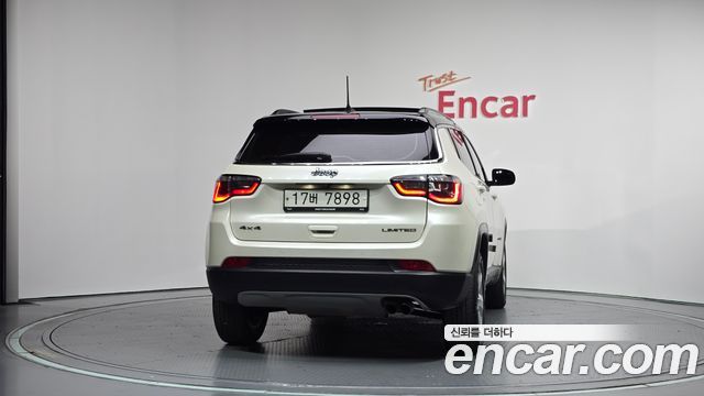 Jeep Compass 2.4 Limitied AWD — пробег 87 149 км — фото 4 из 5