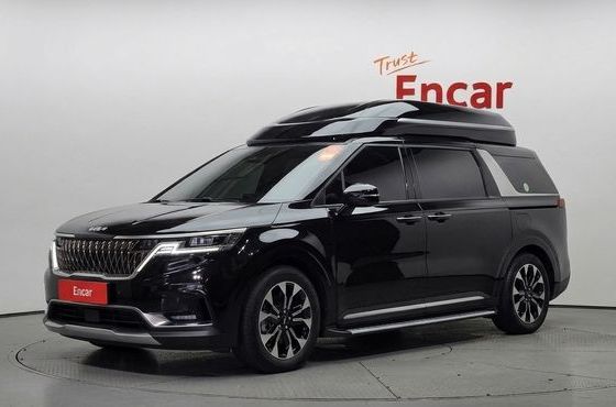 Kia Carnival Gasoline 9-Seater Hi-Limousine Signature — пробег 33 502 км — фото 1 из 5