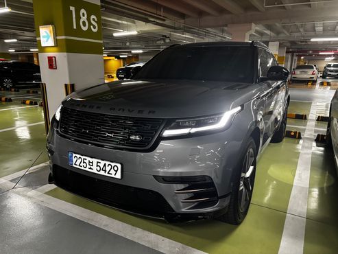 Land Rover Range Rover Velar 2.0 P250 Dynamic SE — пробег 21 000 км — фото 1 из 5