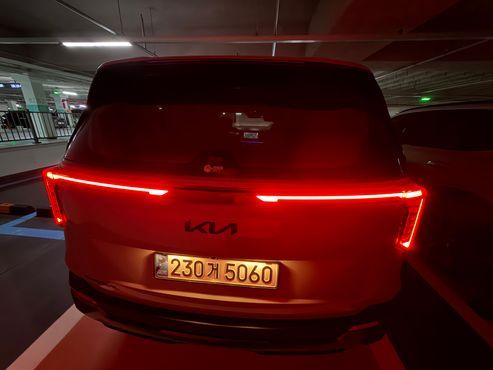 Kia Carnival Diesel 9-Seater Gravity — пробег 25 000 км — фото 2 из 5