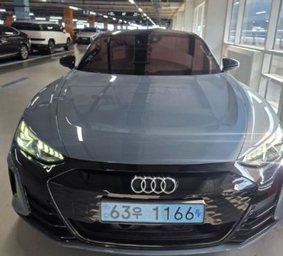 Audi e-tron GT GT quattro Premium — пробег 36 580 км — фото 1 из 4