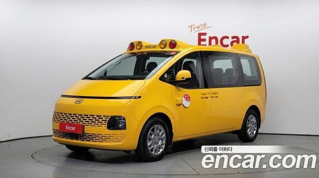 Hyundai Staria L3.5  Kinder Safety Car 11-Seater — пробег 84 749 км — фото 1 из 5
