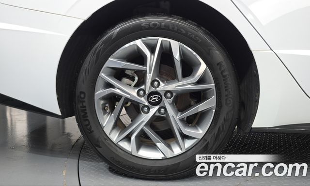 Hyundai Sonata 2.0 Premium Plus — пробег 30 696 км — фото 5 из 5