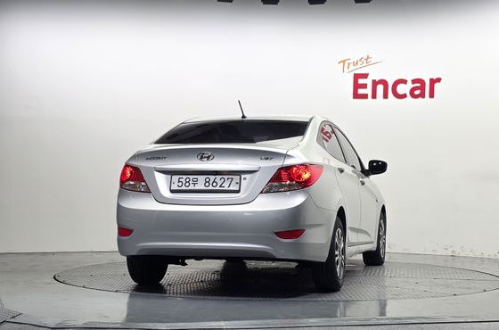 Hyundai Accent Diesel 1.6 VGT Luxury — пробег 175 892 км — фото 4 из 5