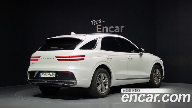 Genesis GV70 2.5T Gasoline 2WD — пробег 75 384 км — фото 2 из 5