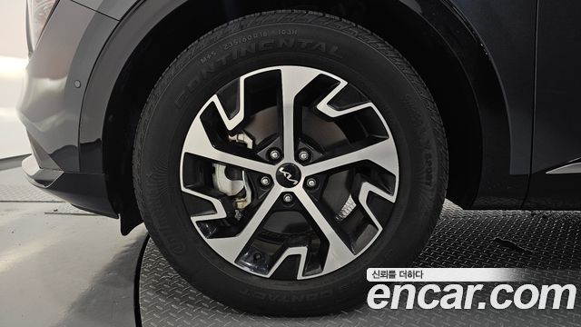 Kia Sportage Signature 2WD — пробег 15 590 км — фото 5 из 5