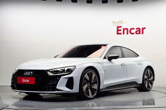 Audi e-tron GT GT quattro Premium — пробег 100 230 км — фото 1 из 5