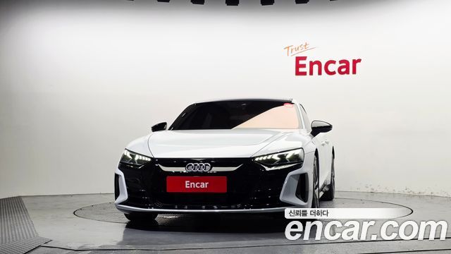 Audi e-tron GT GT quattro Premium — пробег 100 230 км — фото 3 из 5