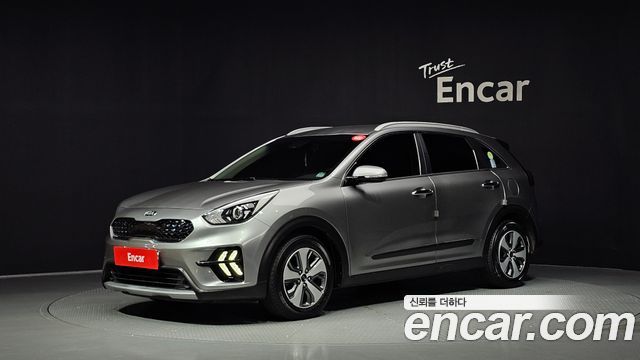 Kia Niro 1.6 HEV Luxury — пробег 108 314 км — фото 1 из 5