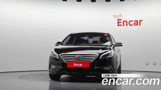 Hyundai Sonata 2.0 Smart — пробег 142 593 км — фото 3 из 5