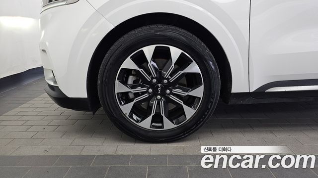 Kia Carnival Diesel 9-Seater Signature — пробег 77 859 км — фото 5 из 5