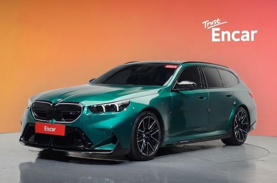 BMW M5 M5 Touring First Edition — пробег 12 290 км — фото 1 из 5