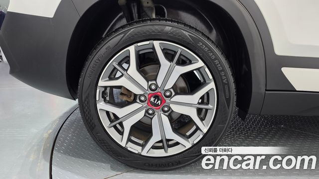 Kia Seltos из Кореи Encar