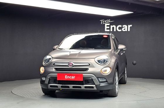 Fiat 500X 2.0 Diesel Cross Plus AWD — пробег 101 501 км — фото 3 из 5
