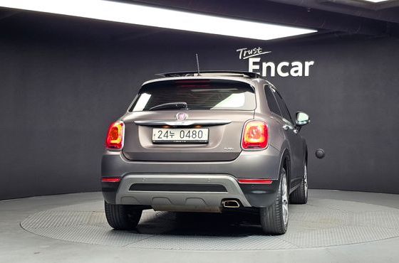 Fiat 500X 2.0 Diesel Cross Plus AWD — пробег 101 501 км — фото 4 из 5