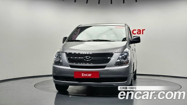 Hyundai Starex 12-Seater Wagon CVX Deluxe — пробег 159 111 км — фото 3 из 5