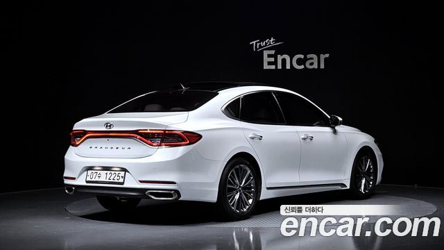 Hyundai Grandeur 2.4 Premium Special — пробег 48 981 км — фото 2 из 5