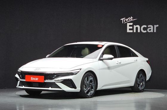 Hyundai AVANTE Inspiration — пробег 6 490 км — фото 1 из 5