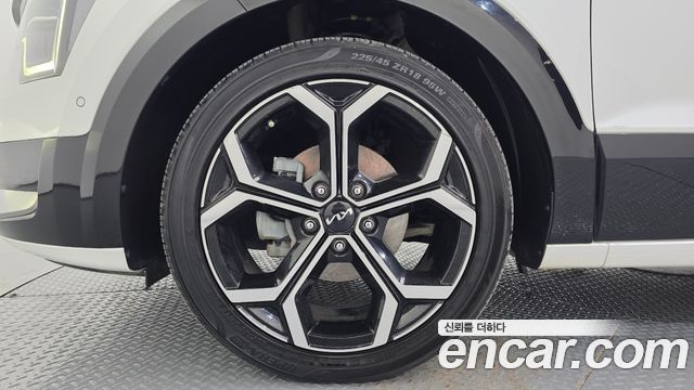 Kia Niro Signature — пробег 107 853 км — фото 5 из 5