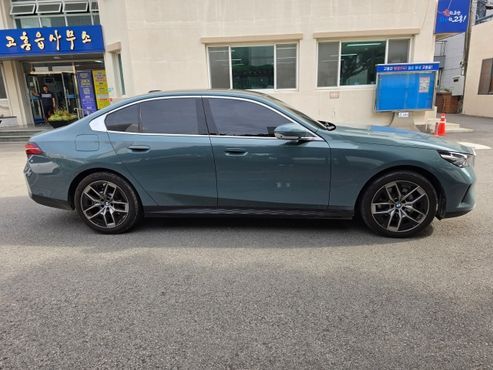 BMW 5-Series 523d xDrive — пробег 15 476 км — фото 3 из 5