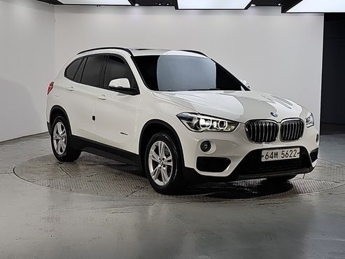 BMW X1 xDrive 18d — пробег 87 365 км — фото 2 из 5