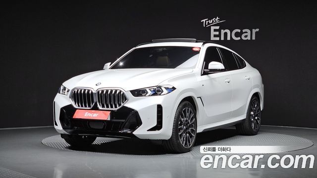 BMW X6 xDrive40i M Sport — пробег 5 388 км — фото 1 из 5