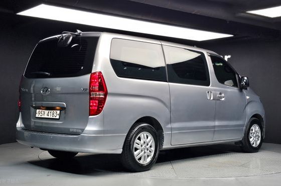Hyundai Starex Van 3-Seater Smart — пробег 114 869 км — фото 2 из 5