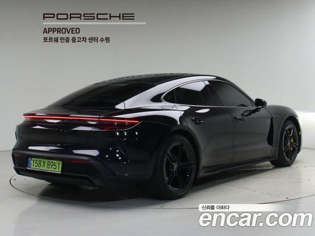 Porsche Taycan Turbo S — пробег 11 950 км — фото 2 из 5