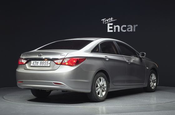 Hyundai Sonata Grand — пробег 121 211 км — фото 2 из 5