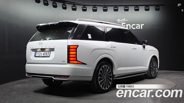 Hyundai Palisade HEV 2.5T 4WD 9-Seater Calligraphy — пробег 2 630 км — фото 2 из 5