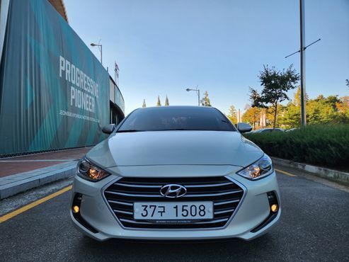 Hyundai AVANTE 1.6 GDI Value Plus — пробег 122 000 км — фото 3 из 5