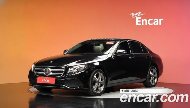 Mercedes-Benz E-Class из Кореи Encar