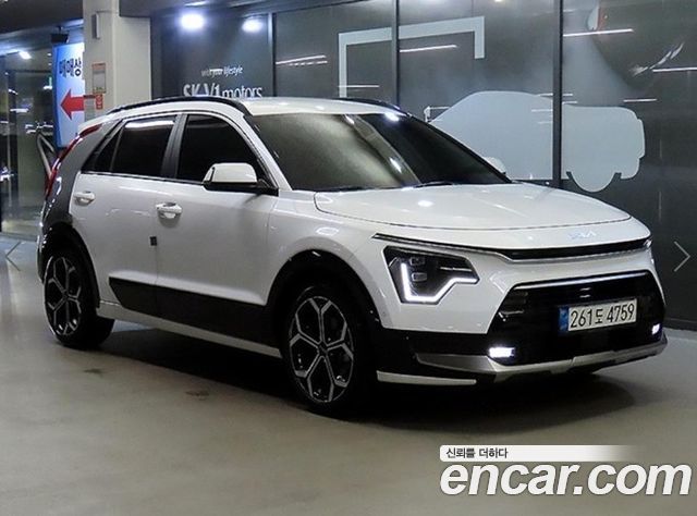 Kia Niro Signature — пробег 34 668 км — фото 1 из 5