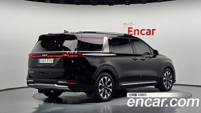 Kia Carnival Diesel 9-Seater Signature — пробег 69 571 км — фото 2 из 5