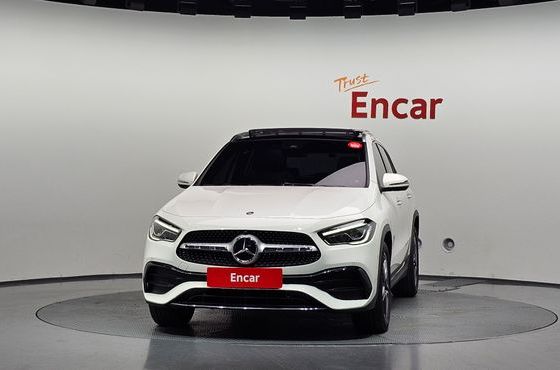 Mercedes-Benz GLA-Class GLA250 4MATIC — пробег 44 227 км — фото 3 из 5
