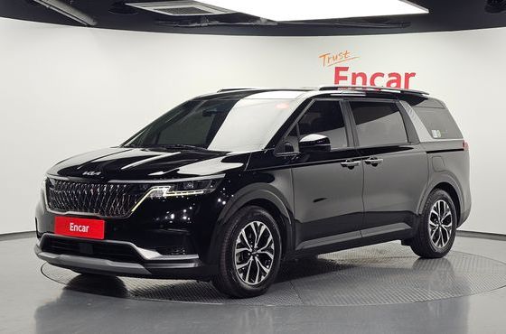 Kia Carnival Diesel 9-Seater Prestige — пробег 34 592 км — фото 1 из 5