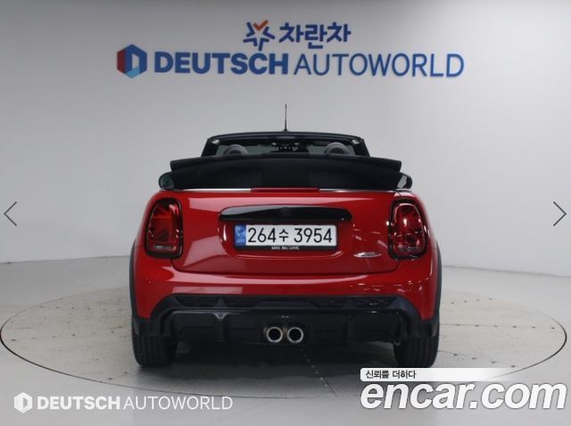Mini Cooper Convertible JCW 3rd — пробег 2 212 км — фото 4 из 5