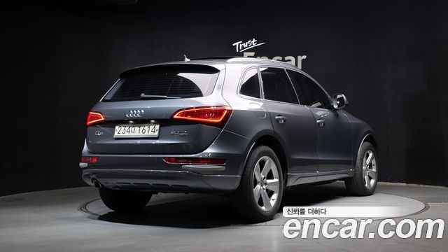 Audi Q5 2.0 TDI Quattro Dynamic 8R — пробег 98 356 км — фото 2 из 5